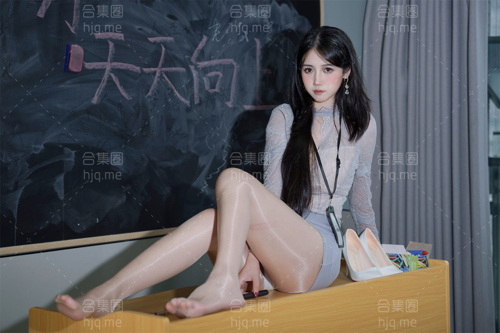 2.不呆猫2024年8月亮丝纯欲教师限定摄影59张+约5分半视频